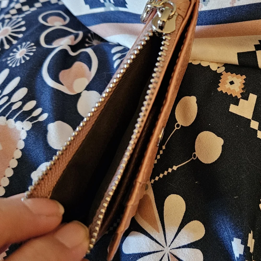 Textured Pink Card Holder Wallet - Picture 5 of 5